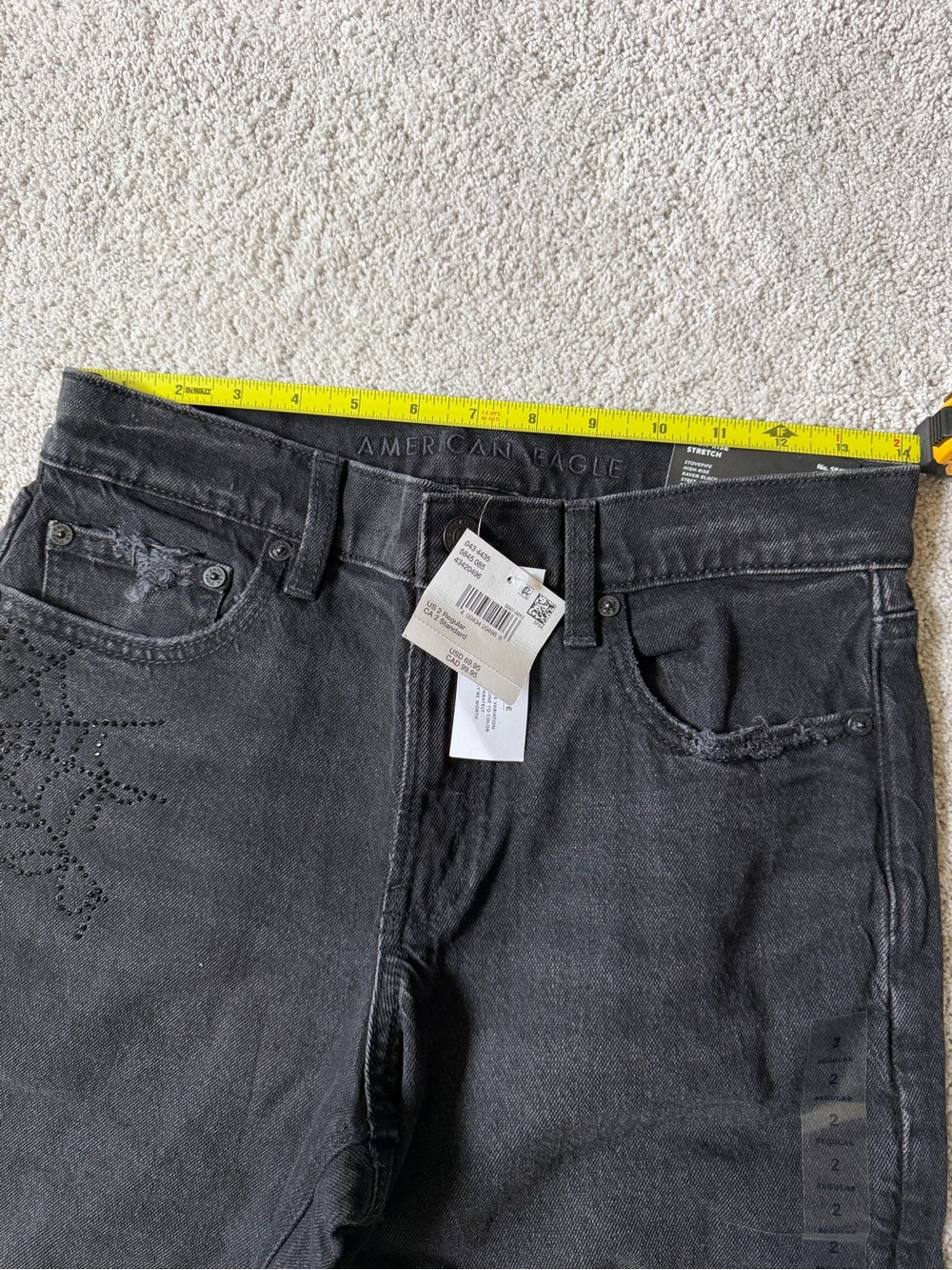 American Eagle Outfitters Men’s Black Skinny Jeans with Subtle Distress